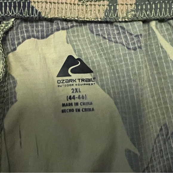 NWT Ozark Trail Men's Camouflage Hybrid Shorts 2XL Hiking Outdoor 5.5” Inseam - Picture 6 of 11